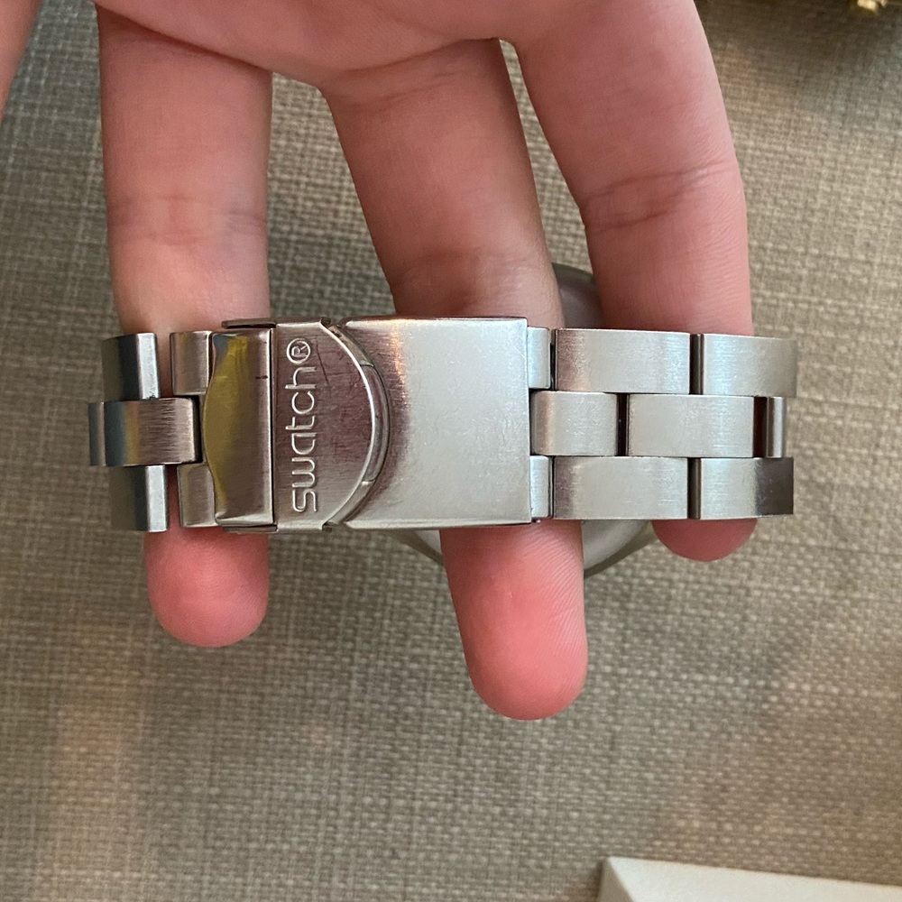 SWATCH SWISS Silver Watch - Picture 2 of 4